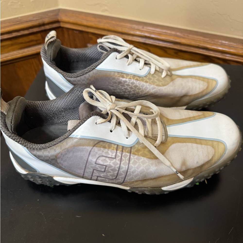 FootJoy White and Grey Golf Shoes